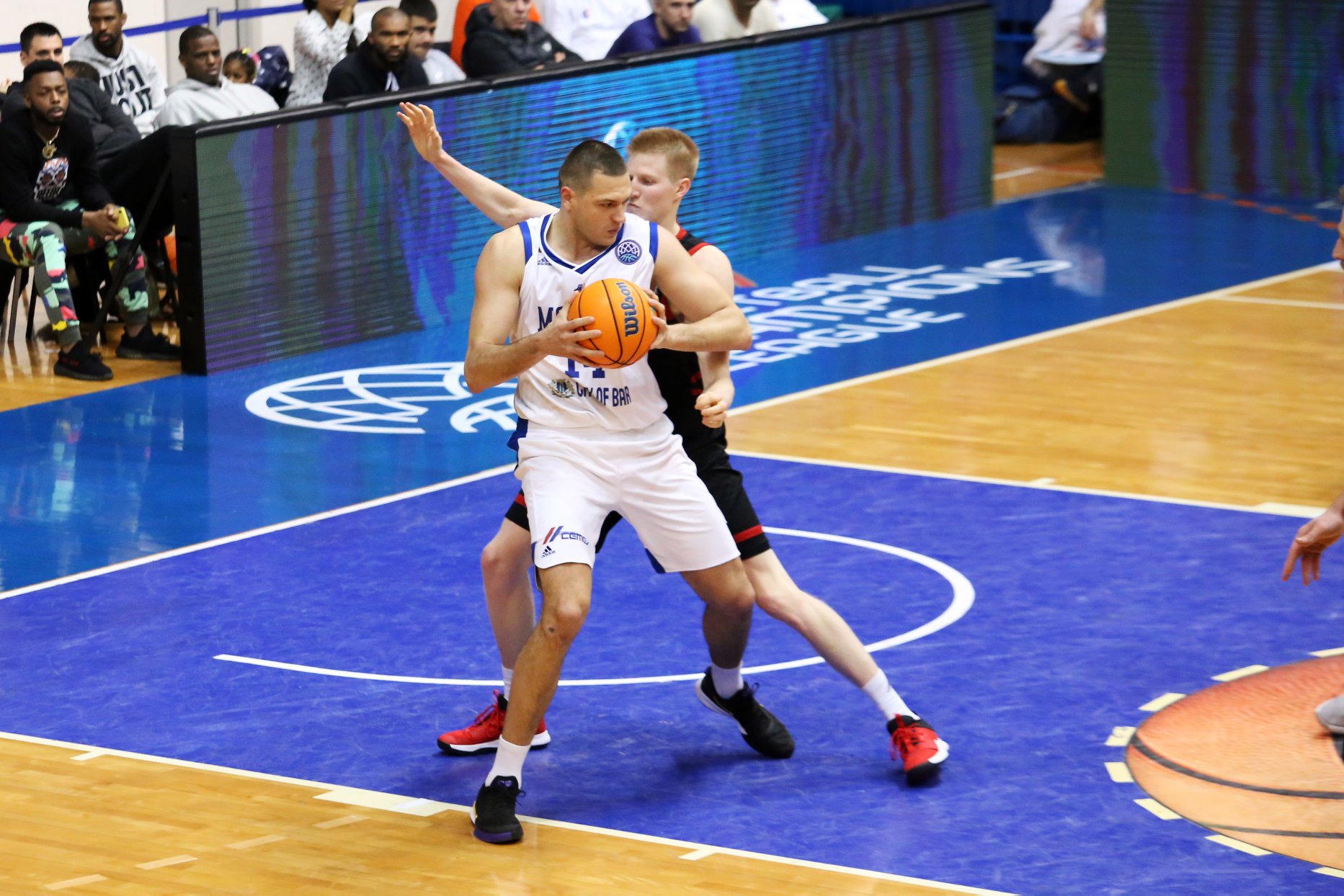 Mornar zakazao veliko finale