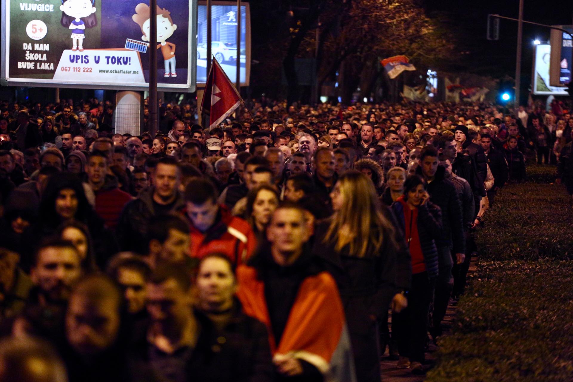 Na večerašnjim litijama bilo oko 54.000 građana