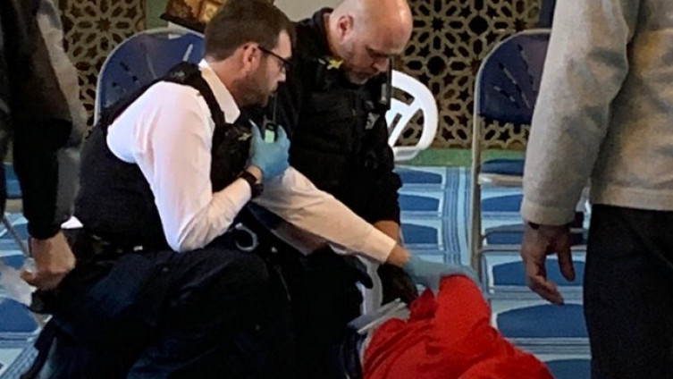 London: U džamiji izboden čovjek, napadač uhapšen