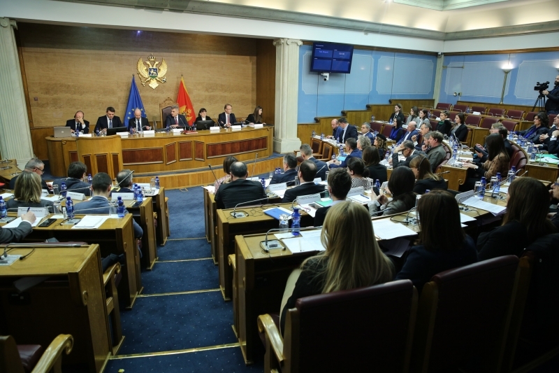 POSP: Zakonsko uređenje vjerskih zajednica spada u nadležnost države, osuđujemo opstrukcije poslanika DF-a