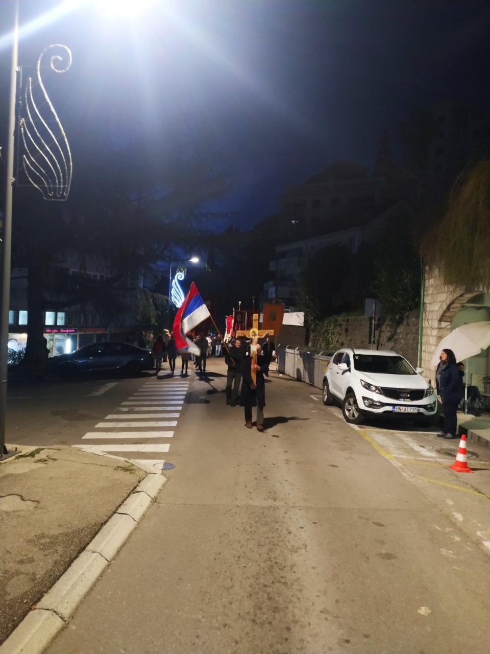I večeras održane litije širom Crne Gore