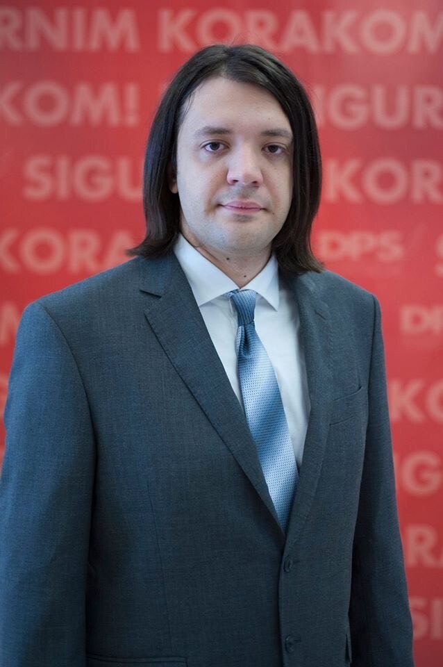 Rafailović: Skandalozno neznanje nadležnih blokira razvoj Budve