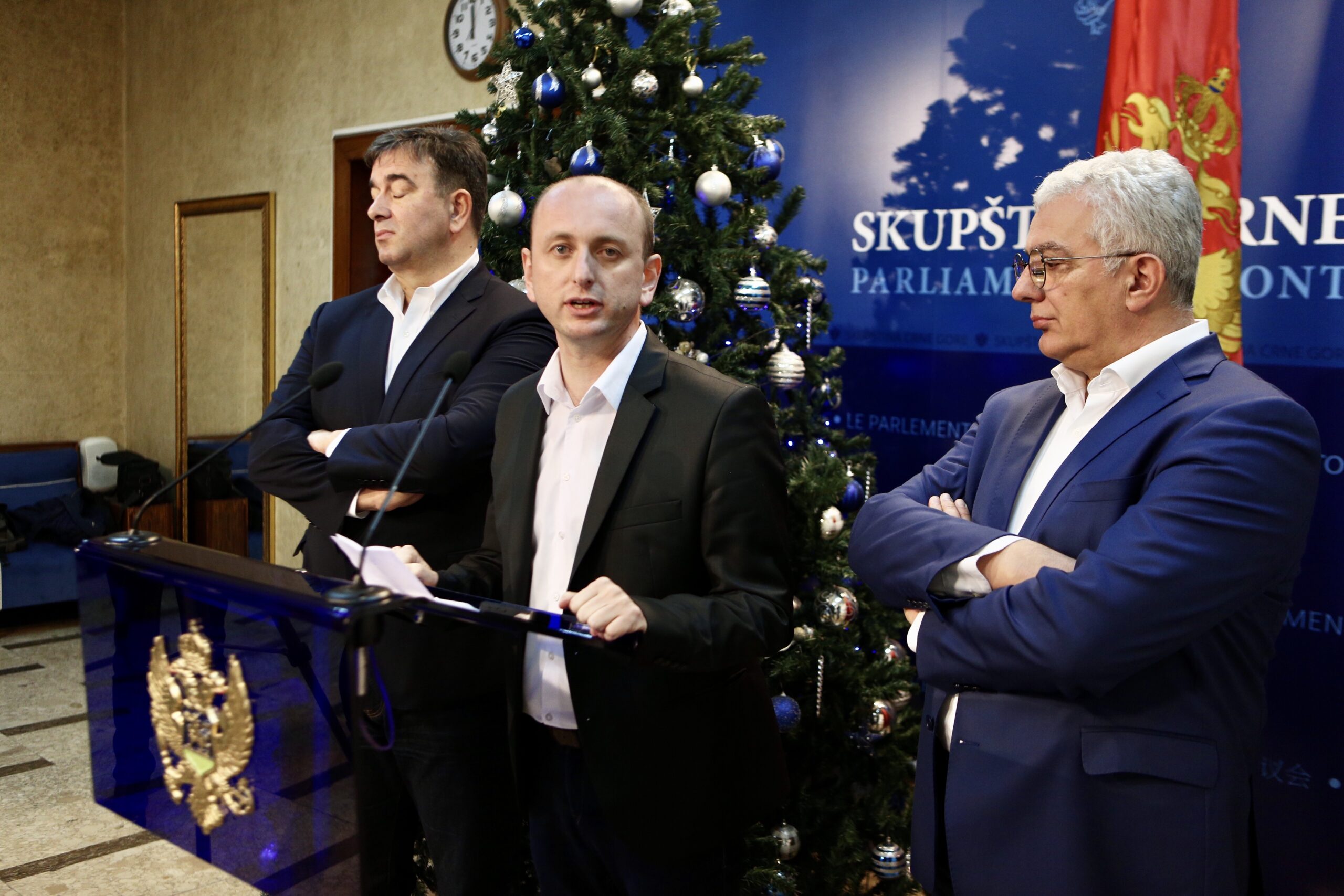 Vanstranačka ličnost na čelu liste DF-a