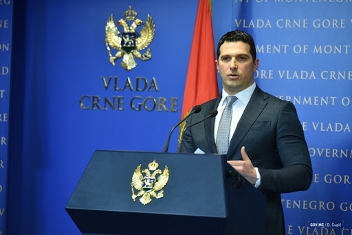 Janović poručio Gojkoviću: Držite se blagoslova države