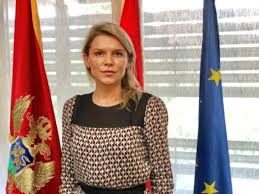 Sve neodoljivo podsjeća na devedesete