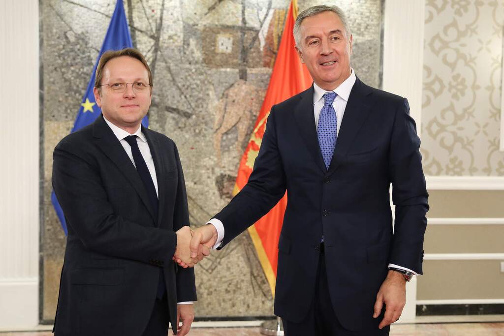 Đukanović se sastao sa Varheljijem: Mjesto CG je u ujedinjenoj i modernoj Evropi 21. vijeka