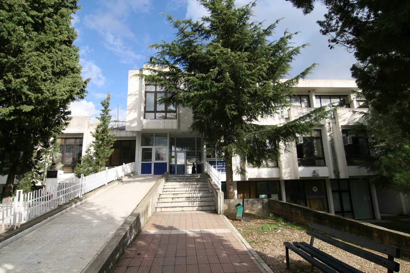Hirurzi i babice iz barske bolnice u izolaciji, testiraće i porodilje