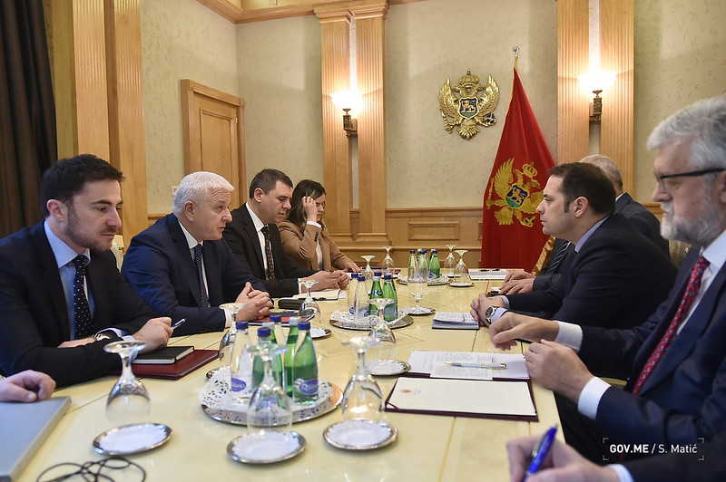 Marković sa rukovodstvom RTCG: Javni servis ne treba da se takmiči sa komercijalnim medijima već da obezbijedi kvalitetan program u skladu sa javnim interesom