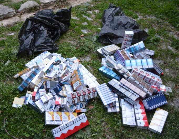 UHAPŠENI ZBOG KRAĐE: Obili „Tobacco shop“, pa ukrali cigareta vrijedne 2.500 eura
