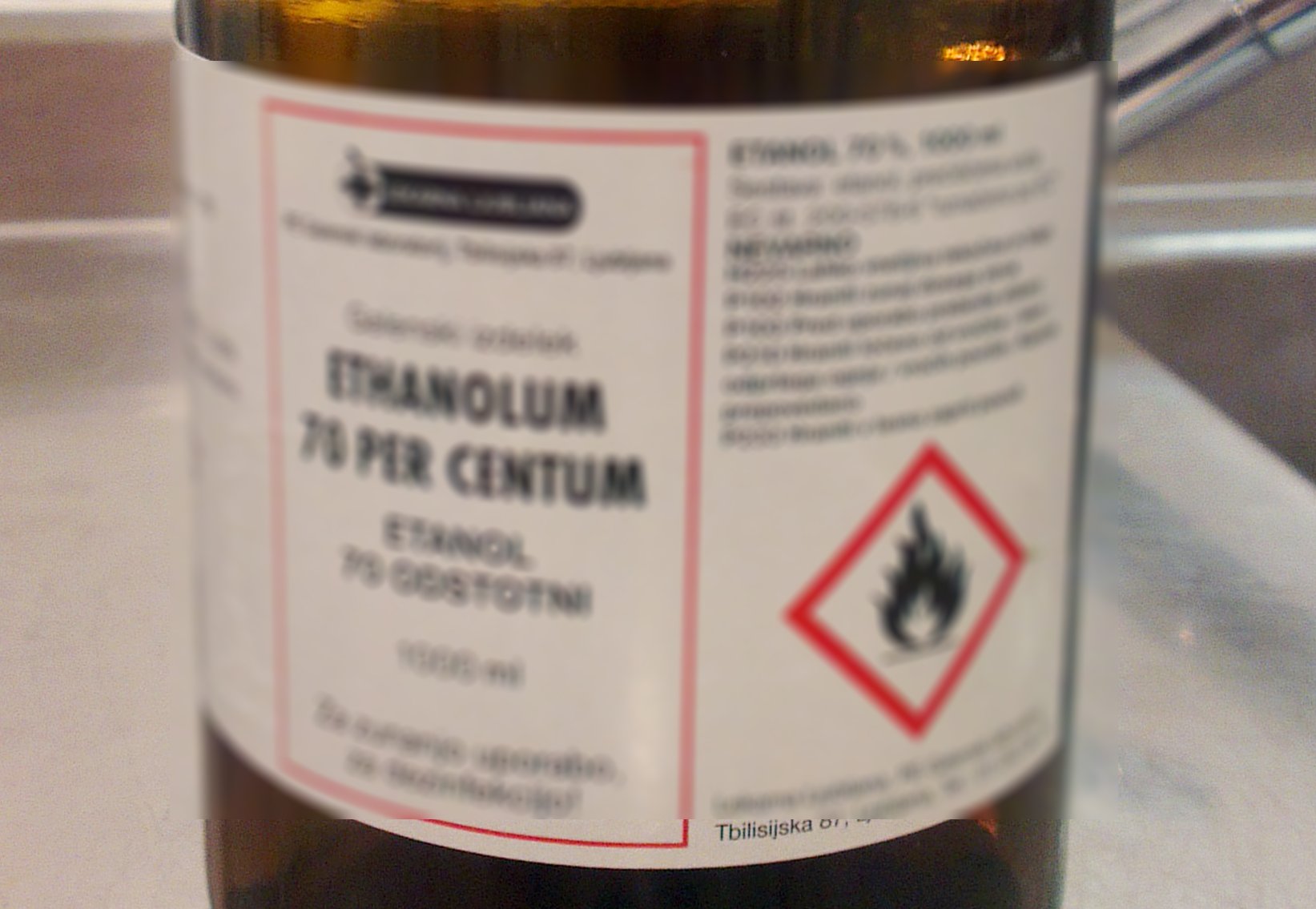 Vlada CG: Pokrenuta procedura za smanjenje cijena alkohola dok traje opasnost od širenja korone