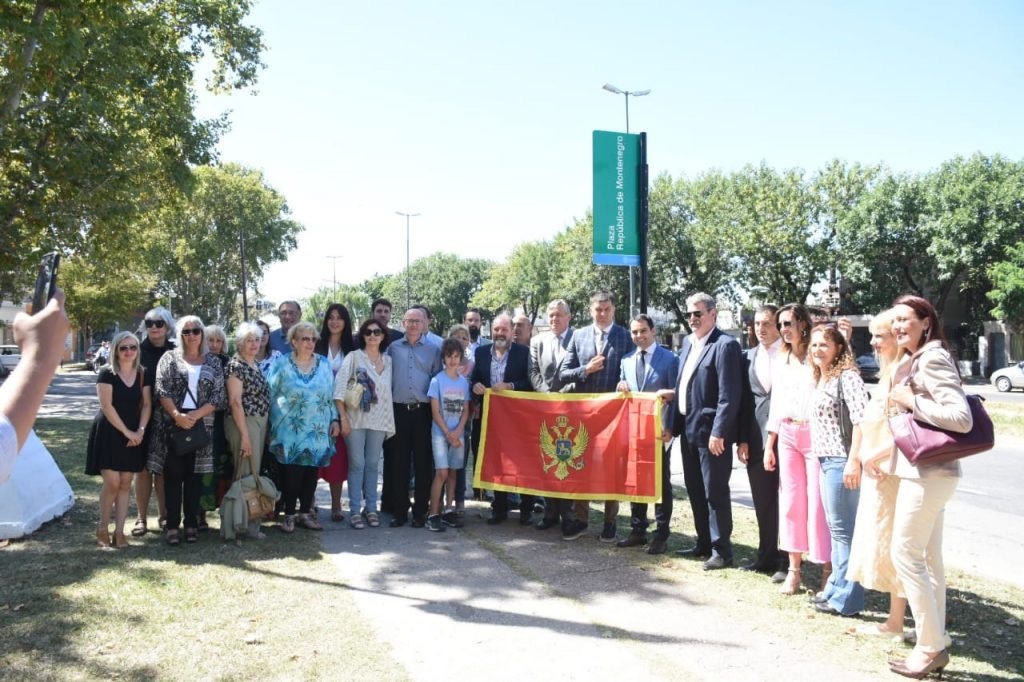 Rosario dobio trg “Crna Gora”