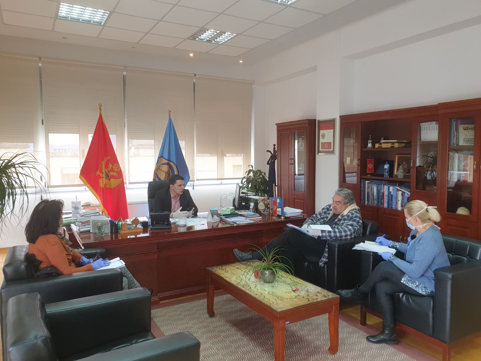 TIVAT: Pomoć u osnovnim životnim namirnicama za 43 porodice