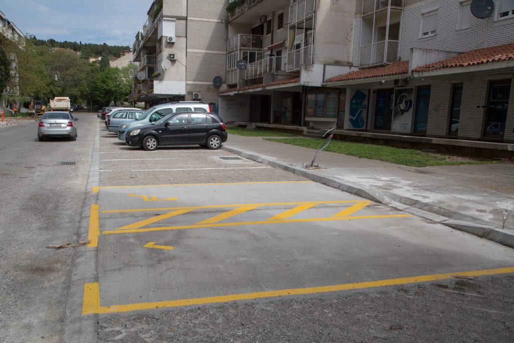 Završena izgradnja parkinga u Ulici Mila Radunovića, uloženo više od 57.000 eura
