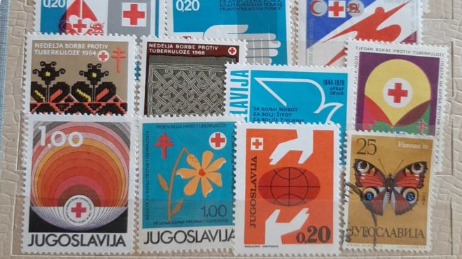 Izložba predmeta iz perioda Jugoslavije: „Povezujem se s ljudima koji su dio mene, a nisam stigla da ih upoznam“