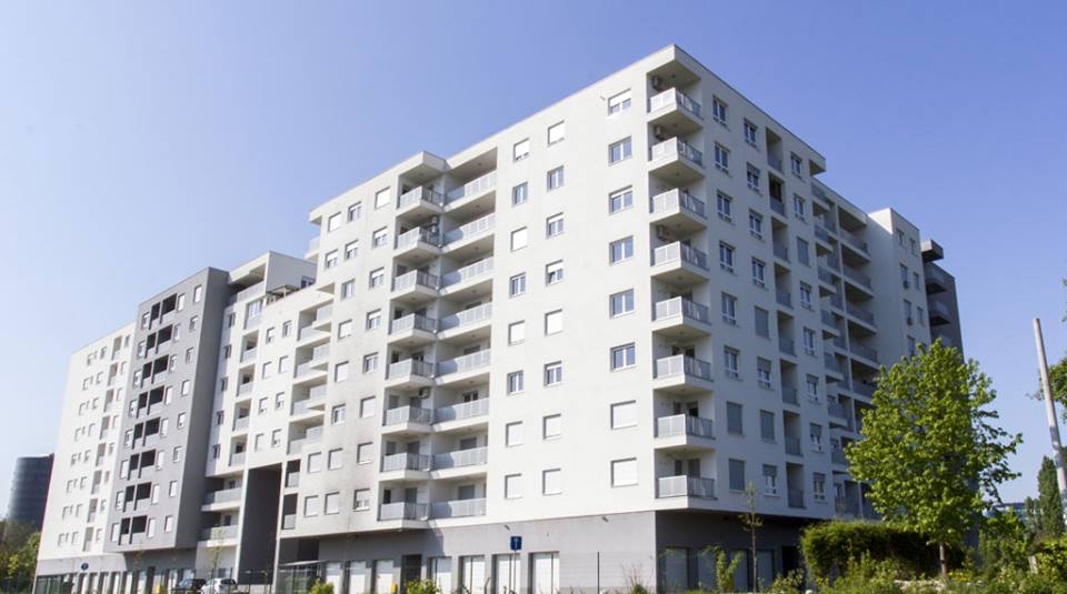 Koronaviurs uzdrmao crnogorsko tržište nekretnina: Nema intresovanja, očekuje se pad cijena