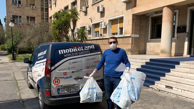 Zaposleni u “MobileLand”-u poklonili policiji 4.500 zaštitnih maski