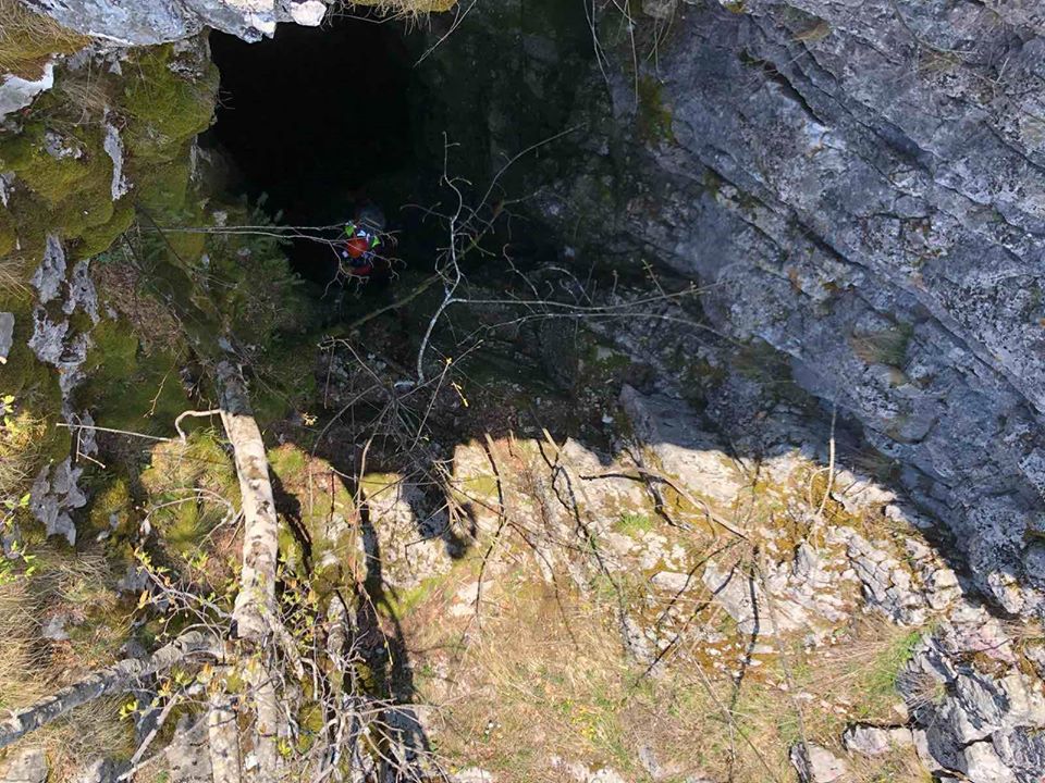 GSS pronašla tijelo u 70m dubokoj jami kod Gornje Trepče