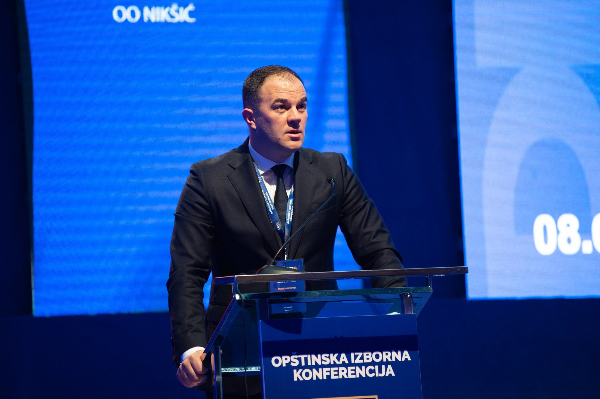 Gorjelo vozilo predsjednika Opštinskog odbora DPS Nikšić