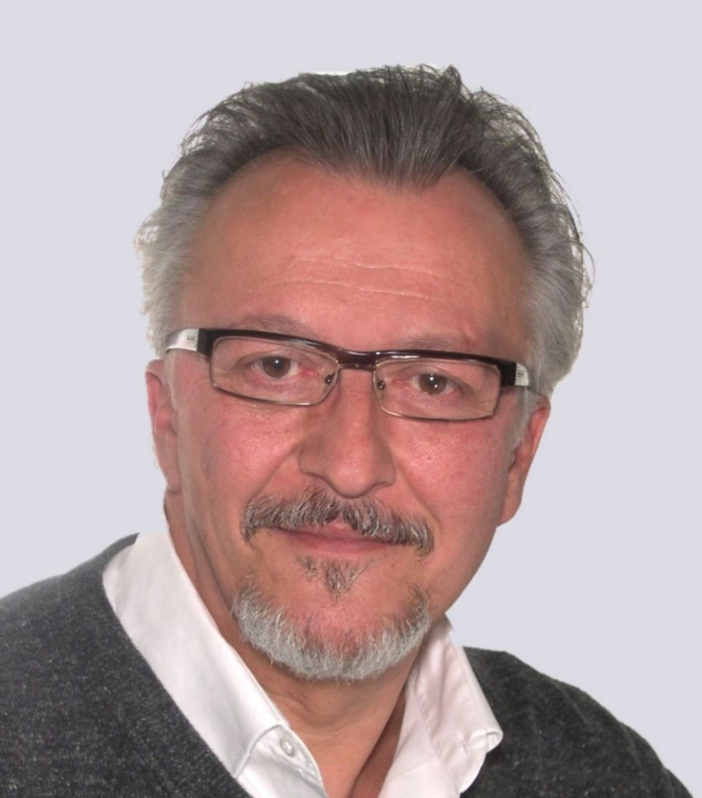 Pavlović: Amfilohijevo “testiranje” vlasti u vrijeme ozbljne krize je dio napora da se destabilizuje država