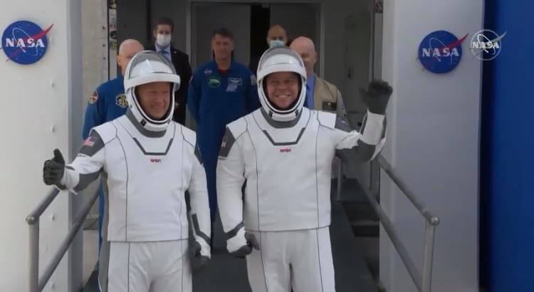 Minuti do istorijskog lansiranja rakete “SpaceX”: Američki astronauti lete u svemir