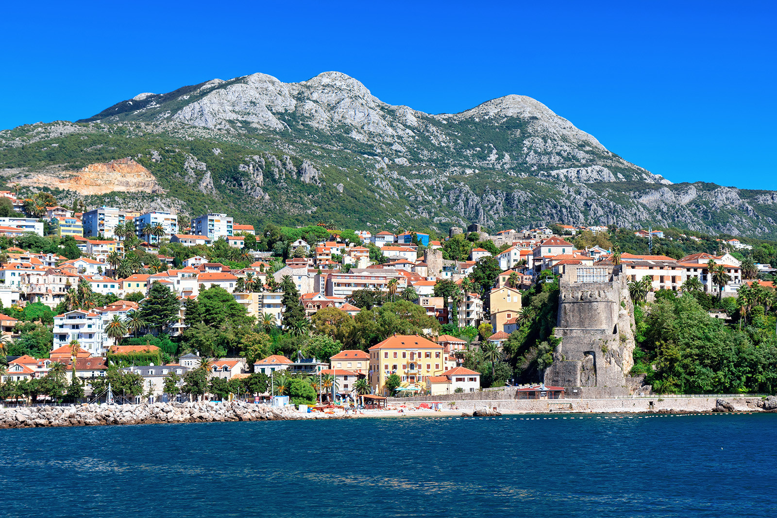 Novljaninu tri mjeseca zatvora zbog kršenja samoizolacije