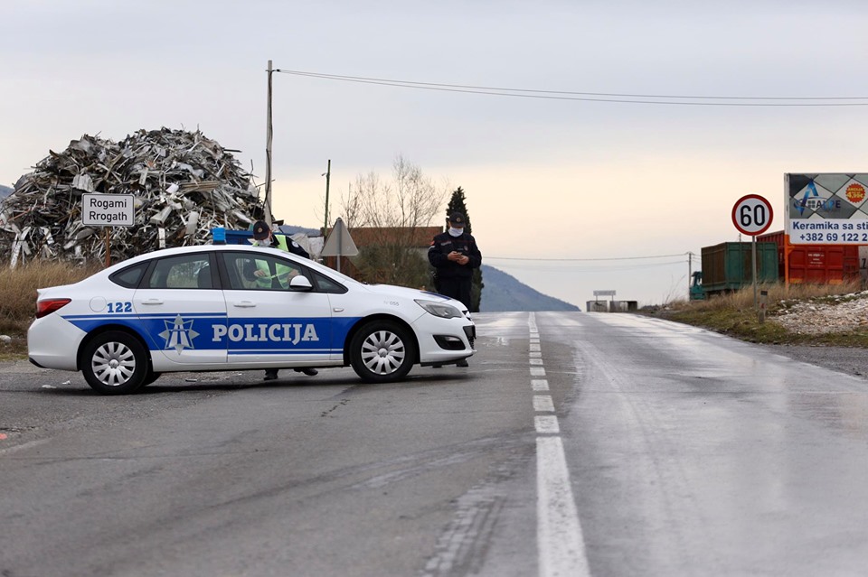 Srbija ukida testove na granici