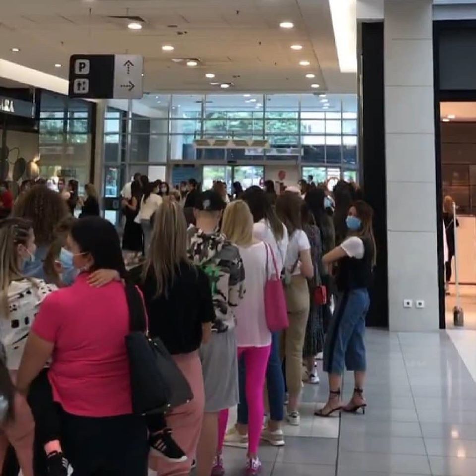 Kolops u Delta Sitiju, zbog gužvi reagovala i inspekcija (FOTO)