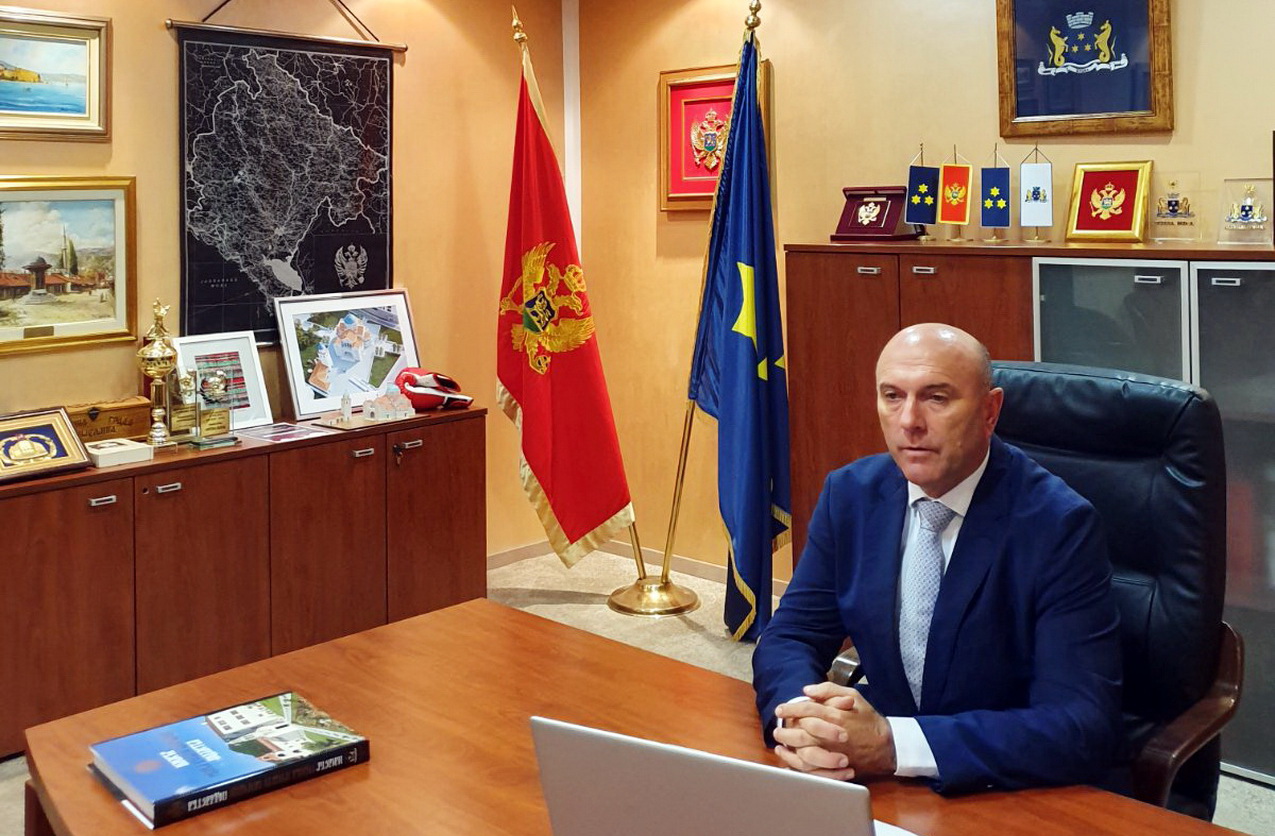 Carević: Najpoštenije je da ovo riješimo na izborima