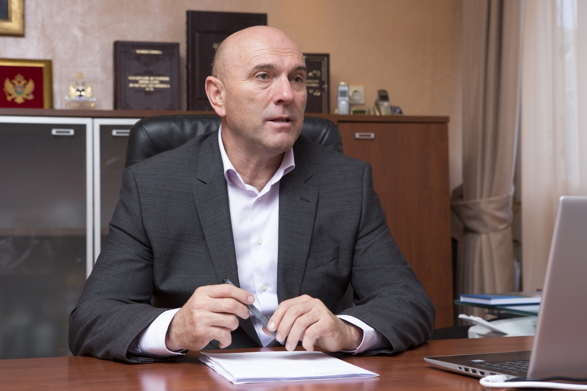 Carević mijenja brave na kancelarijama