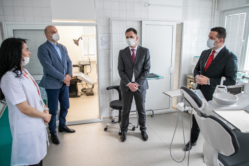 U Kliničkom centru otvorena rekonstruisana stomatološka poliklinika