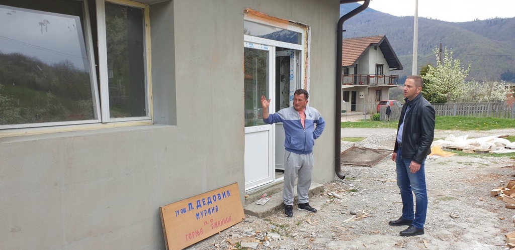 Šehović: Rekonstruišu se dva područna odjeljenja škole u Murini vrijednosti 55.000 eura