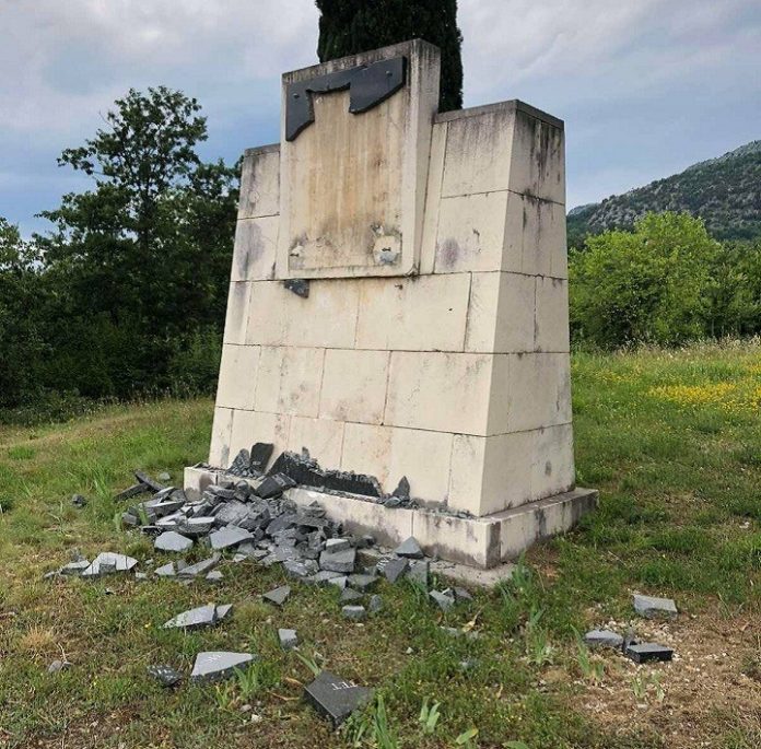 Luki Vojvodiću zbog skrnavljenja spomenika na Ravnom lazu određeno zadržavanje