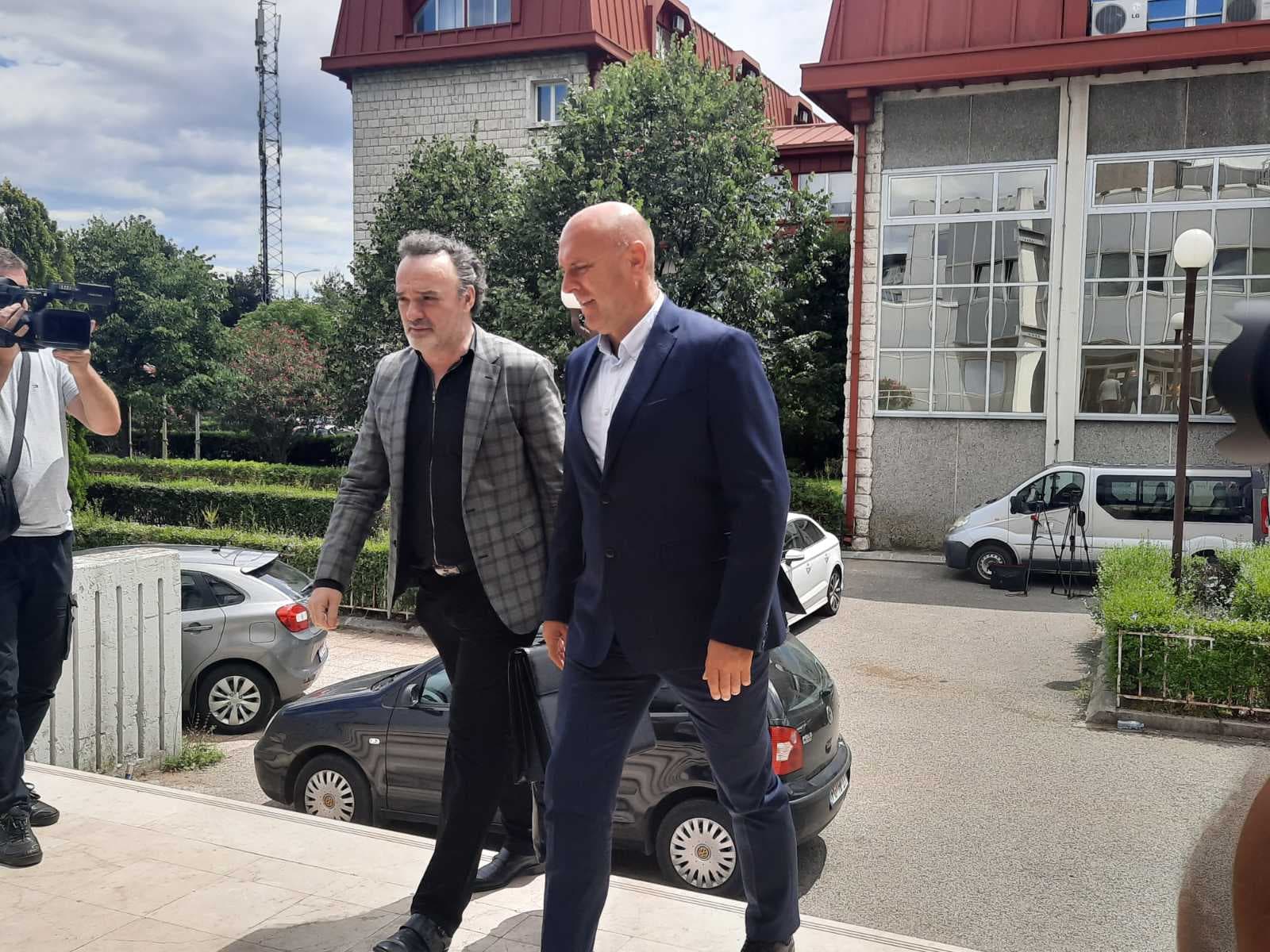(VIDEO) Carević: Jedino rješenje su izbori, Bojić: Iza svega stoji firma WTE