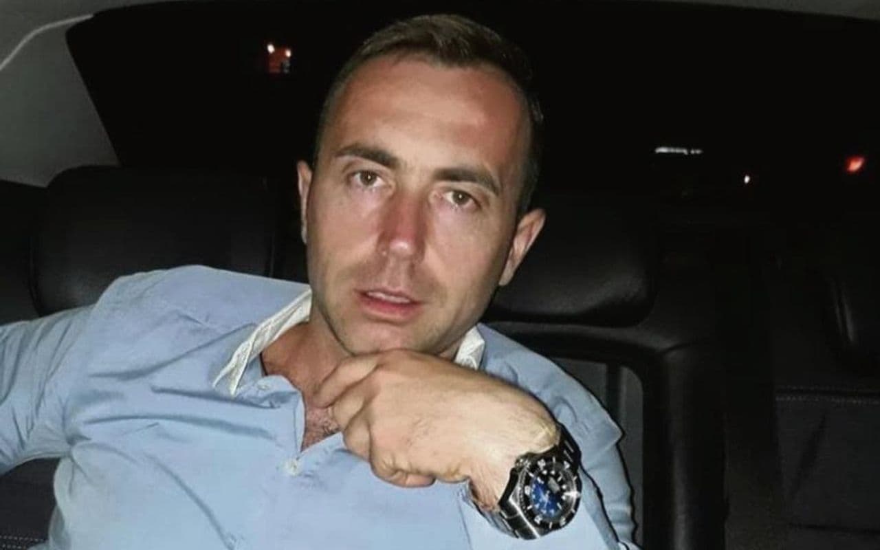 Traže da se Vujačiću sudi u odsustvu