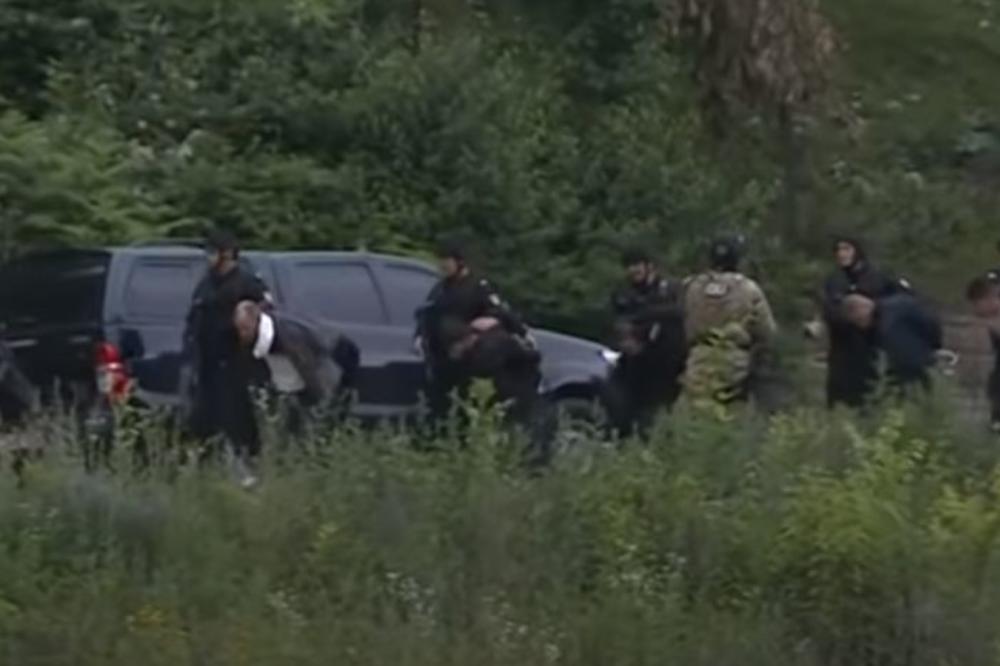 PIŠTOLJEM PRIJETILI POLICAJKI: Uhapšeno 17 migranata nakon incidenta u Republici Sprskoj