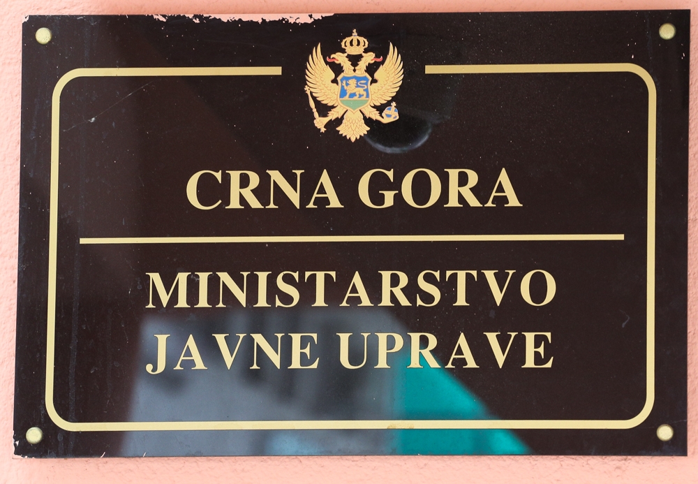 Budva: Inspekcija tražila asistenciju policije za ulazak u službene prostorije, DF poziva građane da se okupe
