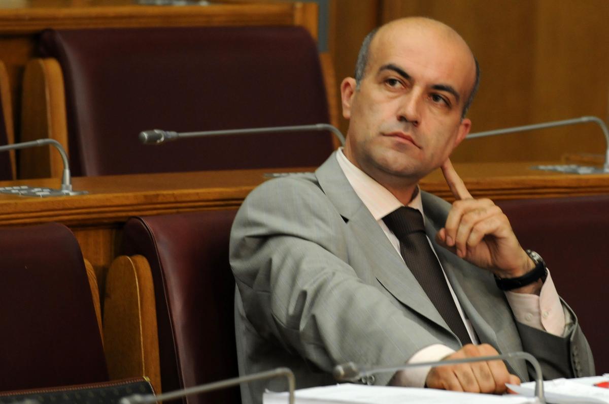 Predlog Zakona o medijima čeka poslanike, Rutović za Standard: Svi mediji moraju biti registrovani, novac iz državne kase javan…