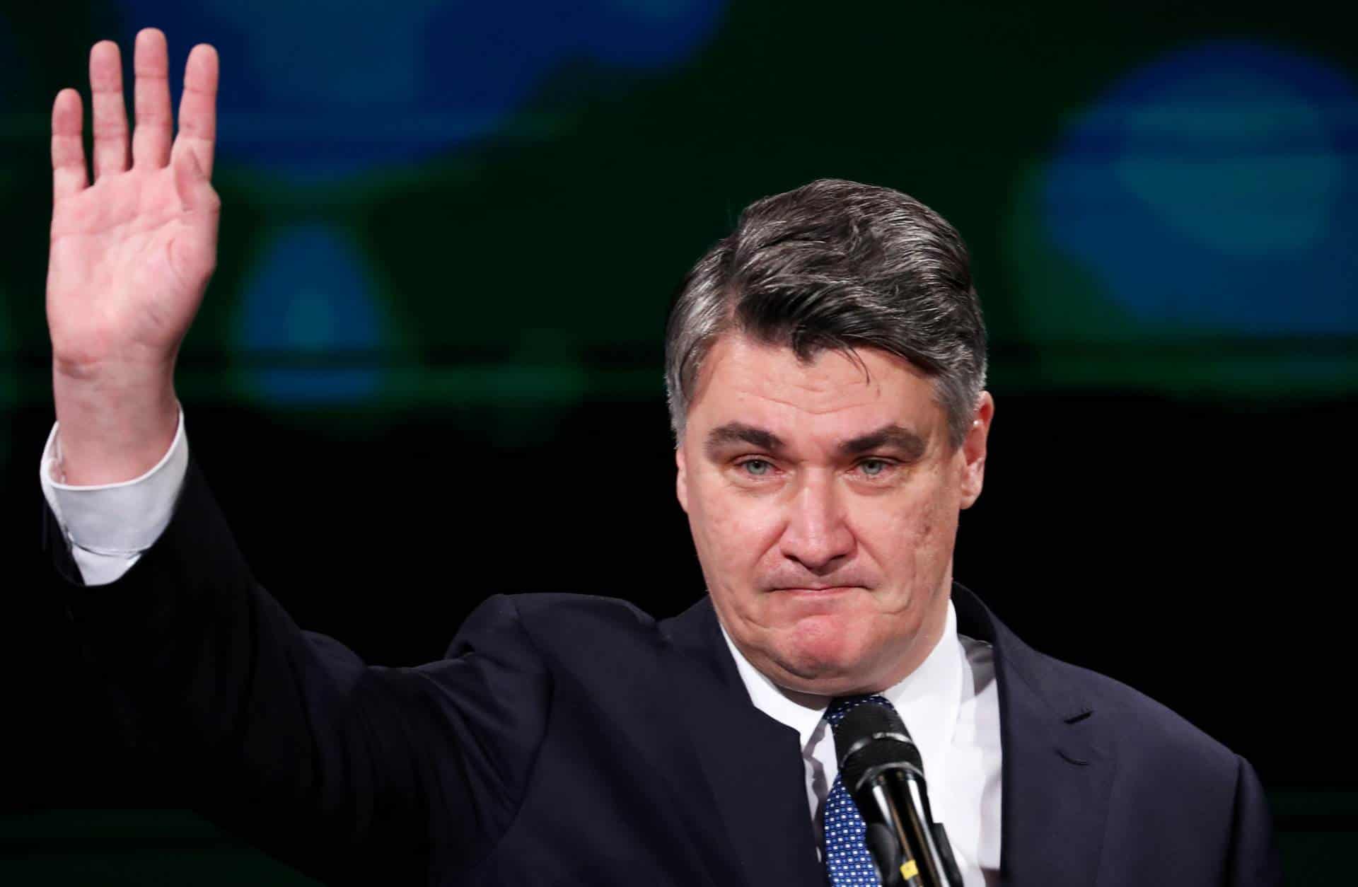 Milanović vojnim brodom stiže u zvaničnu posjetu Crnoj Gori