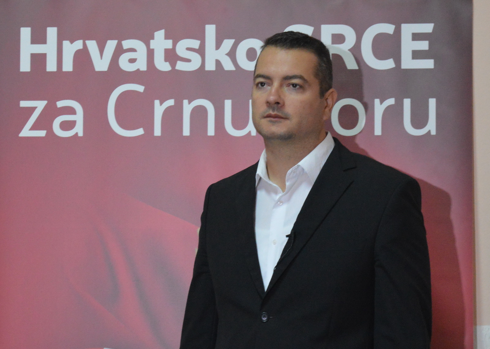 Vuksanović: Nećemo podržati istopolno partnerstvo, moramo se posvetiti drugim problemima