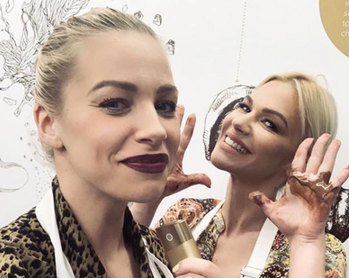 “SVA SE TRESEM”: Kristina Bekvalac pokušava da se riješi velikog poroka, ali joj ne ide lako! (FOTO)
