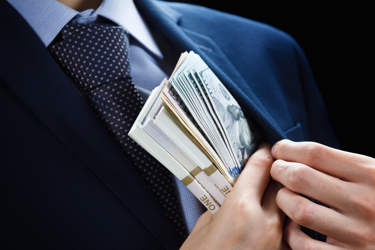 Akcija “Bora”: Osumnjičen da je oštetio budžet CG za 175.000 eura