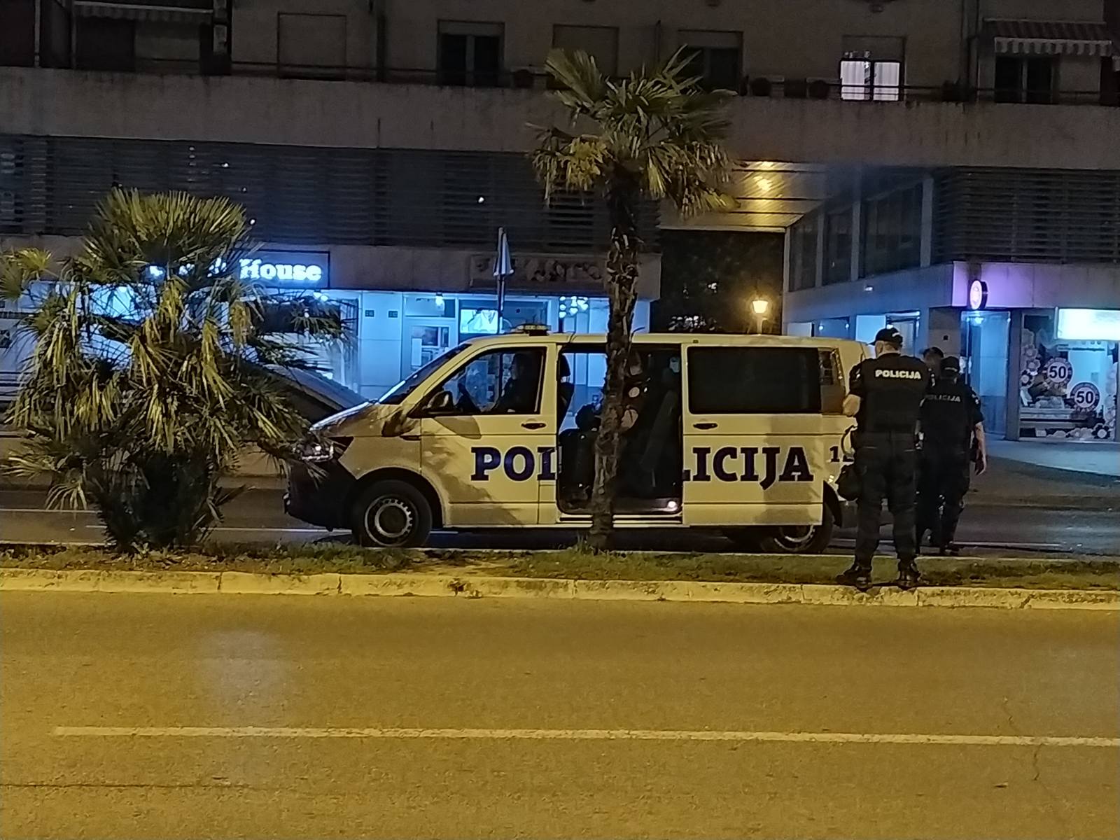 UP: U Budvi se ne nalazi nijedan pripadnik Sektora policije na čelu sa Zoranom Lazovićem