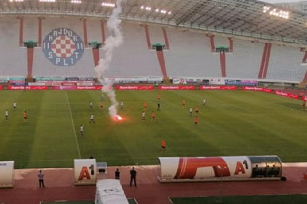 “Poklon” za očajnu partiju – signalna raketa