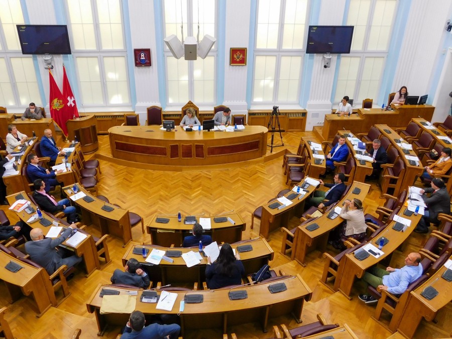 Kašćelan na sjednici: Dug Prijestonice manji za skoro milion eura