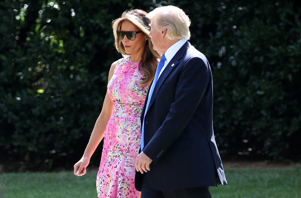 Ovako se Donald i Melanija Tramp PONAŠAJU zajedno, kada ih NIKO NE GLEDA