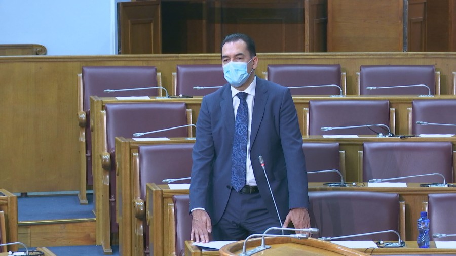 Pažin: SPC samo u Crnoj Gori odbija registraciju