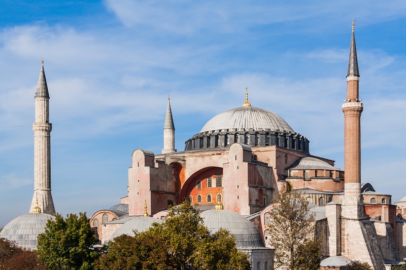 Prva muslimanska molitva sjutra u Aja Sofiji