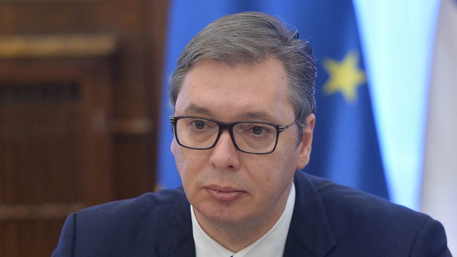 Vučić, 3 u 1: predsjednik, ministar finansija i Narodna banka