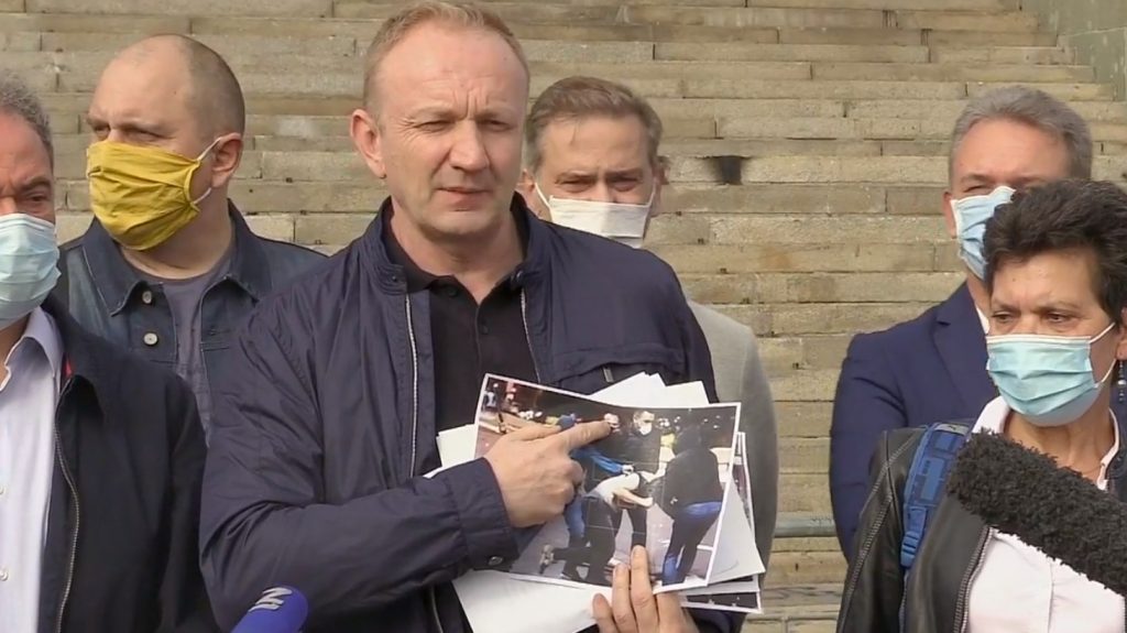 Đilas: Pomoćnik direktora policije vođa batinaša na protestu