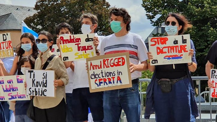 Ćale, ovo je za tebe: U Luksemburgu protest podrške Beogradu